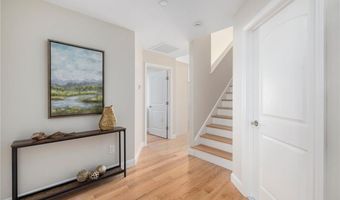 42 Overlook Ln, Glocester, RI 02814