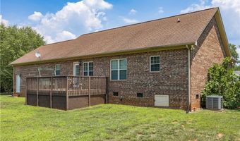 514 Honeysuckle Rdg, Asheboro, NC 27205