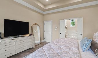 930 Caroline Dr, Biloxi, MS 39532