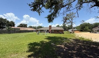 612 Esplanade Ave, Bay St. Louis, MS 39520