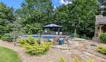 6 Leawood Pl, Bella Vista, AR 72715