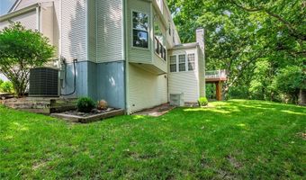 742 Arbor Ridge Ct, Ballwin, MO 63021