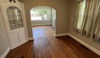 4143 N Lee St, Ayden, NC 28513