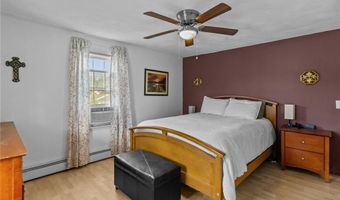 12 Pond View Dr, Coventry, RI 02816