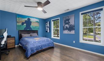 64 Fieldstone Ln, North Kingstown, RI 02874