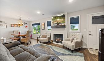 6995 Linwood Dr NE, Albertville, MN 55301