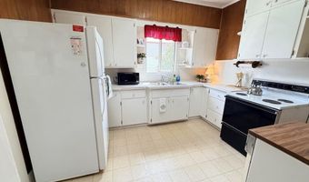 317 3rd St, Ashton, ID 83420