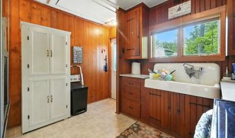 6955 WN Lake Gage Dr, Angola, IN 46703