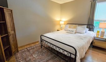 1 Lafayette Ct, Barnegat, NJ 08005