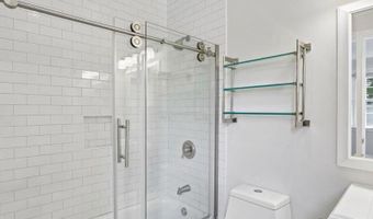 3217 SUTTON Pl NW A, Washington, DC 20016