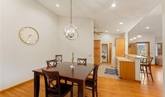 6 Windward Cir, Narragansett, RI 02882