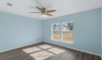 310 S 3rd St, Abbott, TX 76621