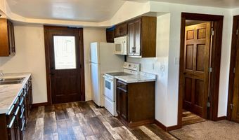 7916 MAPLE St, Argonne, WI 54511