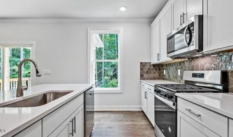 5009 Dezola St, Apex, NC 27539