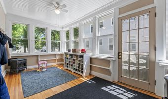 23 Chapel St, Augusta, ME 04330