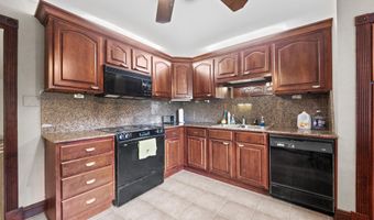526 N 2nd St, Bay St. Louis, MS 39520