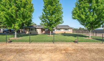 6679 Meadowlark Ln, Anderson, CA 96007