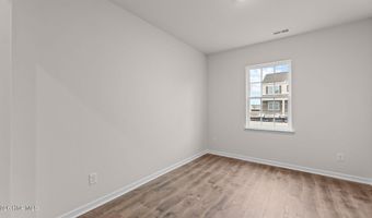 1122 Aviator Ln, Ayden, NC 28513