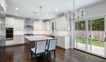 6405 WILMETT Rd, Bethesda, MD 20817