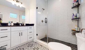 300 Delaware Ave, Absecon, NJ 08201
