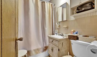 207 New York Ave, Bergenfield, NJ 07621