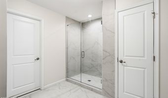 5 Adrift Ave, Barnegat, NJ 08005
