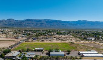 55 Suzy Ann St, Alamogordo, NM 88310