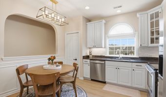 2946 Hunley Dr, Ann Arbor, MI 48105