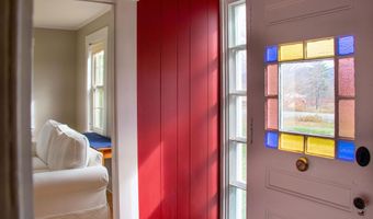 391 Bimson Dr, Barnet, VT 05821