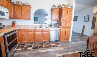 612 Farmers St, Burlington, WY 82411