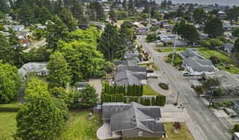 732 3RD St, Brookings, OR 97415