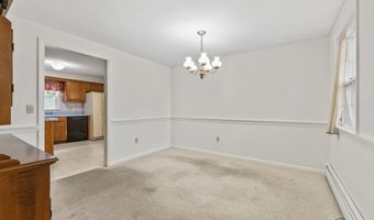 28 Colony Rd, Augusta, ME 04330