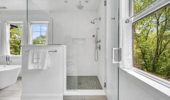 16 Lia Fail Way, Cos Cob, CT 06807