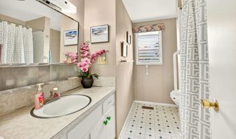 697 Oak Knoll Dr, Ashland, OR 97520