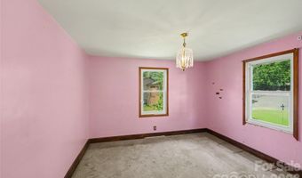1212 Meadow Ln, Charlotte, NC 28205