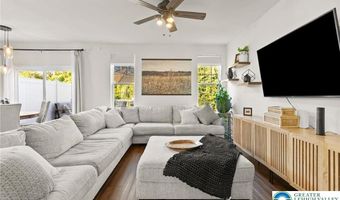 312 Redclover Ln, Allentown, PA 18104