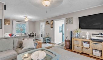 810 Forrest Rd, Alexander City, AL 35010