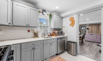 16-18 Lehigh St, Andover, NJ 07801