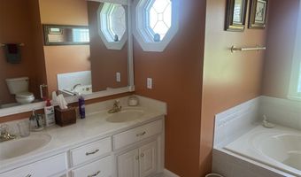 2812 H E Johnson Rd, Alvaton, KY 42122