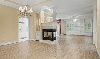 1911 Regalwood Dr, Albany, GA 31721