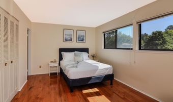 609 Watersedge Dr, Ann Arbor, MI 48105