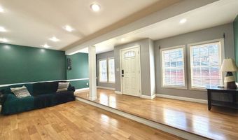 124 S Main St, Brooklyn, CT 06234