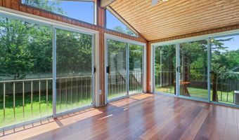 10 PINTO Ct, Rockville, MD 20850