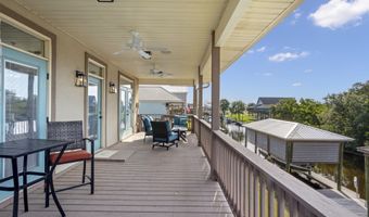 4069 Madagascar St, Bay St. Louis, MS 39520