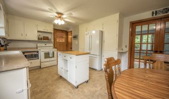 3 Swanson Dr, Bristol, CT 06010