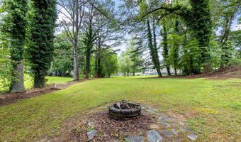 1420 Brentwood Dr, Athens, TN 37303