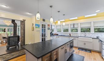 138 Litchfield Tpke, Bethany, CT 06524