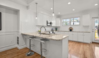 925 DECATUR St NW, Washington, DC 20011