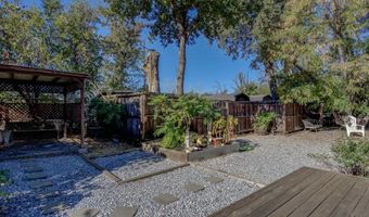 6080 Hornbeck Ln, Anderson, CA 96007