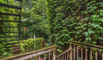 282 Lark St, Albany, NY 12210